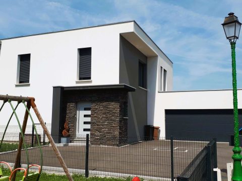 Réalisation maison toit plat garage accolé